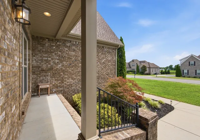 Photo 4 of Single family home for sale at 190 Beverly Randolph Dr, Murfreesboro, TN 37129 | MLS# 3322548 | Listing updated on 2026-09-23