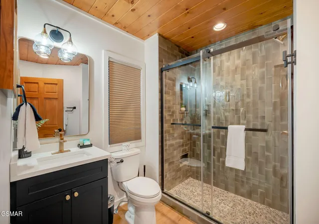 Photo 4 of Sale Pending at 2385 Frg Hideaway Loop #3, Pigeon Forge, TN 37863 | MLS# 3591767 | Listing updated on 2026-09-14