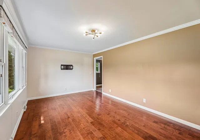 Photo 3 of Single family home for sale at 1205 Madison Crk Rd, Goodlettsville, TN 37072 | MLS# 3335856 | Listing updated on 2026-09-15