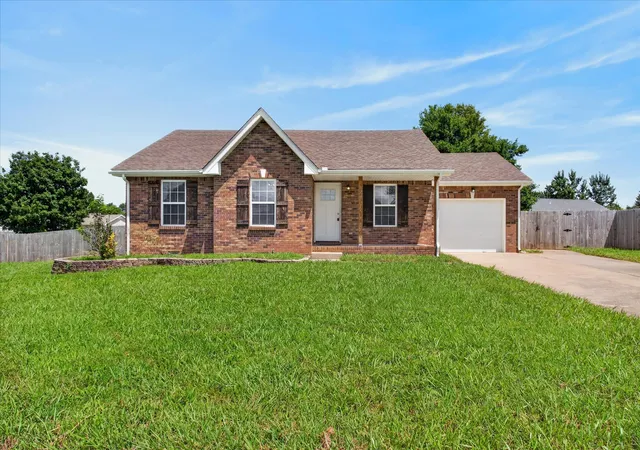 Photo 1 of Single family home for sale at 1075 Meshaw Trl, Clarksville, TN 37040 | MLS# 3333620 | Listing updated on 2026-09-10