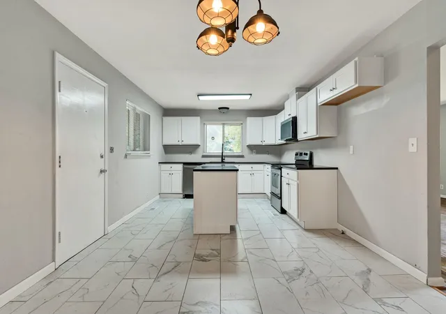 Photo 4 of Single family home for sale at 3615 Ridgeside Rd, Chattanooga, TN 37411 | MLS# 3515467 | Listing updated on 2026-09-21
