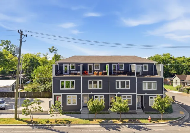 Photo 2 of Townhouse for sale at 334 Douglas Ave, Nashville, TN 37207 | MLS# 3333862 | Listing updated on 2026-09-13
