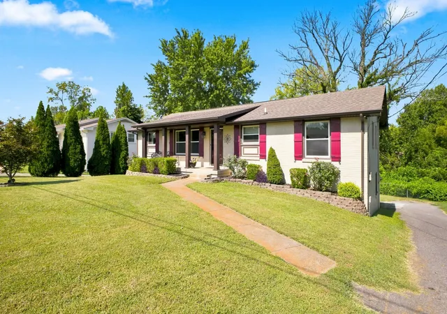 Photo 2 of Single family home for sale at 4852 Whittier Dr, Old Hickory, TN 37138 | MLS# 3333824 | Listing updated on 2026-09-25