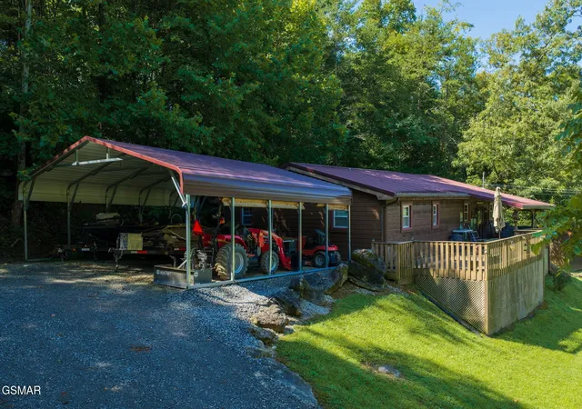 Photo 3 of Single family home for sale at 1149 Tranquility Hills Way, Cosby, TN 37722 | MLS# 3335781 | Listing updated on 2026-09-11