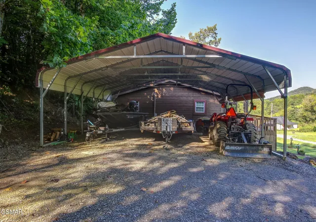 Photo 4 of Single family home for sale at 1149 Tranquility Hills Way, Cosby, TN 37722 | MLS# 3335781 | Listing updated on 2026-09-11