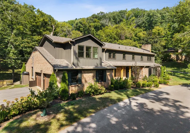 Photo 3 of Mansion for sale at 6001 Andover Dr, Nashville, TN 37215 | MLS# 3531849 | Listing updated on 2026-09-11