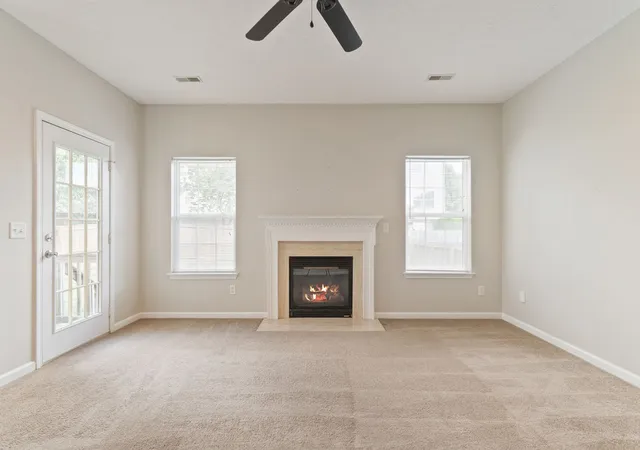 Photo 2 of Single family home for sale at 1402 Bern Dr, Spring Hill, TN 37174 | MLS# 3500840 | Listing updated on 2026-09-13