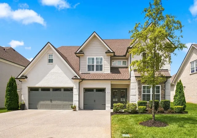 Photo 4 of Single family home for sale at 2212 Winterdale Dr, Murfreesboro, TN 37128 | MLS# 3336339 | Listing updated on 2026-09-15