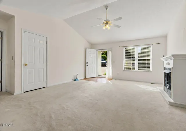 Photo 4 of Single family home for sale at 2903 Large Oak Ln, Knoxville, TN 37921 | MLS# 3591768 | Listing updated on 2026-09-15