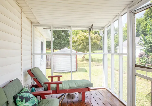 Photo 3 of Single family home for sale at 2204 Denham Ave, Columbia, TN 38401 | MLS# 3499828 | Listing updated on 2026-10-03