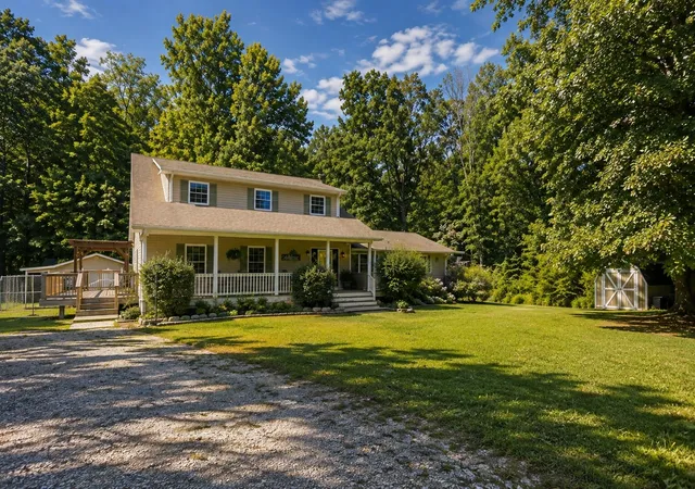 Photo 2 of Single family home for sale at 1536 Poplar Grv Rd, Westmoreland, TN 37186 | MLS# 3499674 | Listing updated on 2026-09-21