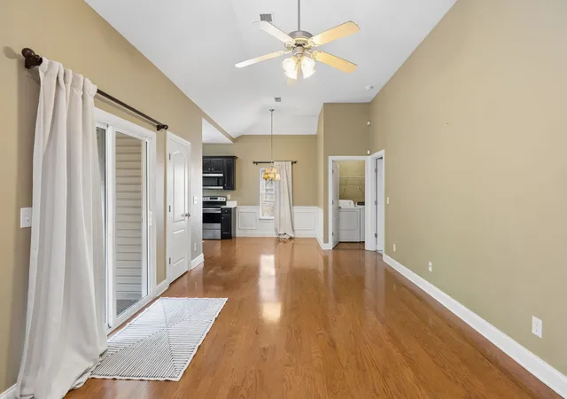Listing Photo 5 - Condo for sale in building located at 6952 Hwy 70 S, Nashville, TN 37221 - Unit #112