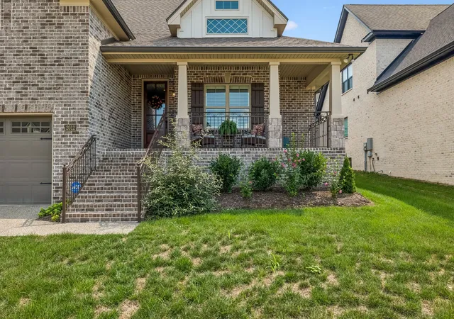 Photo 3 of Single family home for sale at 2012 Wt Chandler Blvd, Gallatin, TN 37066 | MLS# 3510375 | Listing updated on 2026-10-16