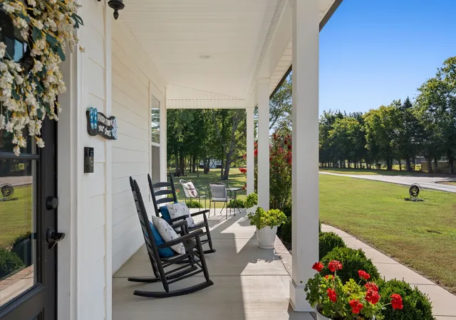 Photo 3 of Single family home for sale at 1618 Dilton Mankin Rd, Murfreesboro, TN 37127 | MLS# 3592307 | Listing updated on 2026-09-15