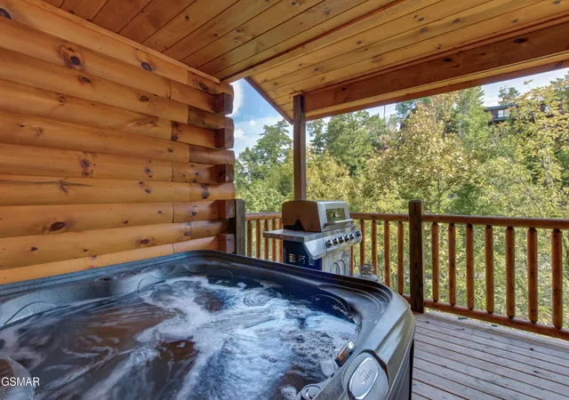 Photo 3 of Single family home for sale at 1717 Summit View Way, Sevierville, TN 37862 | MLS# 3501228 | Listing updated on 2026-09-11