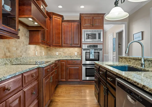 Photo 3 of Sale Pending at 9741 Deer Ridge Dr, Ooltewah, TN 37363 | MLS# 3501237 | Listing updated on 2026-10-02