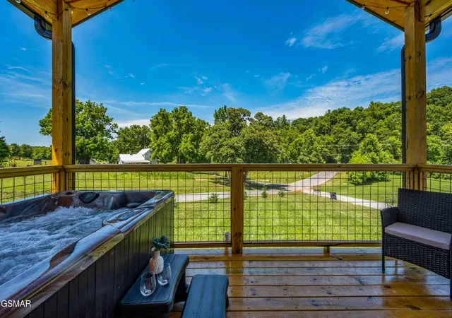 Photo 3 of Single family home for sale at 2691 Jessie Rd #1, Sevierville, TN 37876 | MLS# 3501356 | Listing updated on 2026-09-17