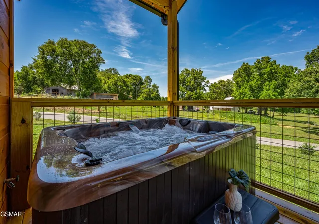 Photo 4 of Single family home for sale at 2691 Jessie Rd #1, Sevierville, TN 37876 | MLS# 3501356 | Listing updated on 2026-09-17