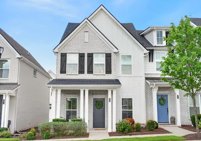Photo 1 of Townhouse for sale at 315 Twig Pvt Ct, Hendersonville, TN 37075 | MLS# 3501435 | Listing updated on 2026-09-25