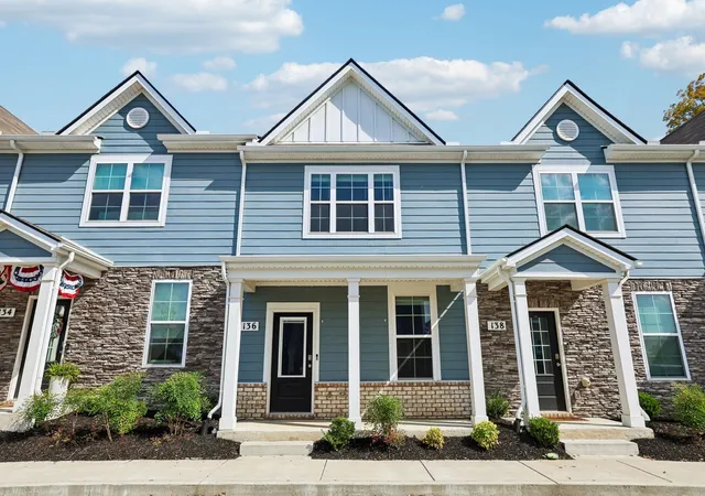 Photo 1 of Single family home for sale at 136 Grayson Cir, Chapel Hill, TN 37034 | MLS# 3546187 | Listing updated on 2026-09-25