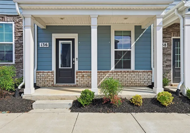 Photo 2 of Single family home for sale at 136 Grayson Cir, Chapel Hill, TN 37034 | MLS# 3546187 | Listing updated on 2026-09-25