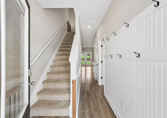 Photo 3 of Single family home for sale at 136 Grayson Cir, Chapel Hill, TN 37034 | MLS# 3546187 | Listing updated on 2026-09-25