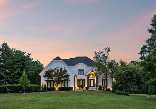 Photo 4 of Single family home for sale at 2112 Summer Hl Cir, Franklin, TN 37064 | MLS# 3505916 | Listing updated on 2026-10-10