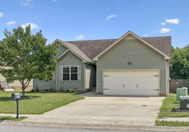 Photo 1 of Single family home for sale at 1387 Whitt Ln, Clarksville, TN 37042 | MLS# 3506015 | Listing updated on 2026-09-14