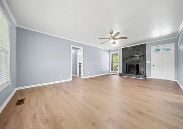Photo 4 of Single family home for sale at 1084 Taylorsville Rd, Lebanon, TN 37087 | MLS# 3505993 | Listing updated on 2026-09-21