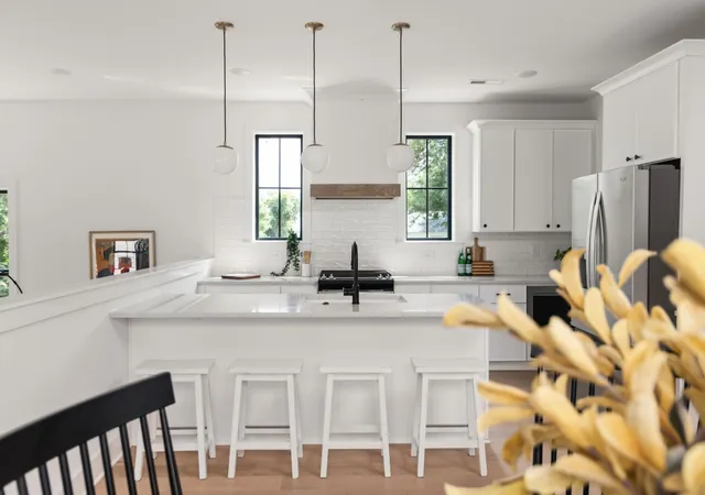 Photo 3 of Single family home for sale at 1415 Porter Rd, Nashville, TN 37206 | MLS# 3509950 | Listing updated on 2026-09-15