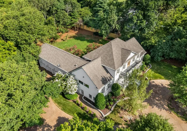 Photo 1 of Mansion for sale at 1115 Wilson Pike, Brentwood, TN 37027 | MLS# 3506070 | Listing updated on 2026-09-15