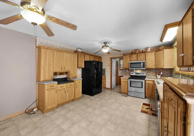 Photo 4 of Single family home for sale at 875 New Friendship Rd, Buena Vista, TN 38318 | MLS# 3508013 | Listing updated on 2026-09-11