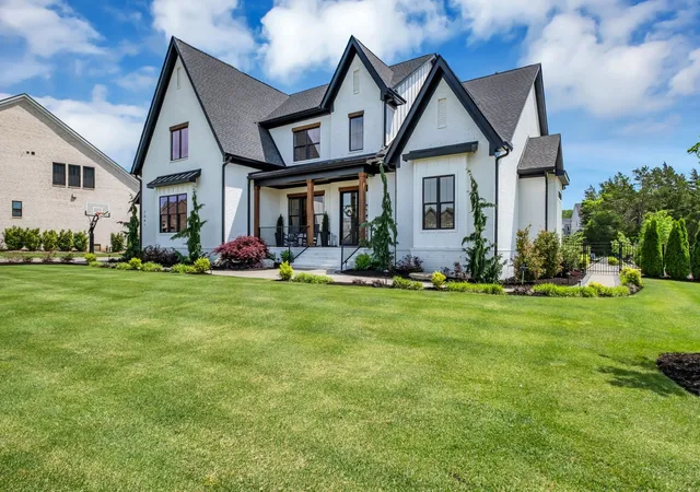 Photo 3 of Single family home for sale at 1061 Annecy Pkwy, Nolensville, TN 37135 | MLS# 3515941 | Listing updated on 2026-10-06