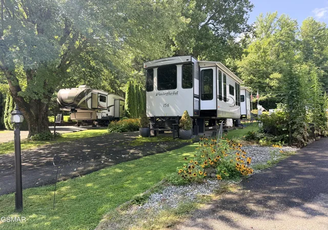 Photo 3 of Land for sale at 4229 E Pkwy, Gatlinburg, TN 37738 | MLS# 3513033 | Listing updated on 2026-09-11