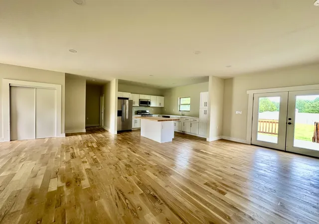 Photo 4 of Single family home for sale at 50 Sonoma Dr, Fayetteville, TN 37334 | MLS# 3513529 | Listing updated on 2026-09-28