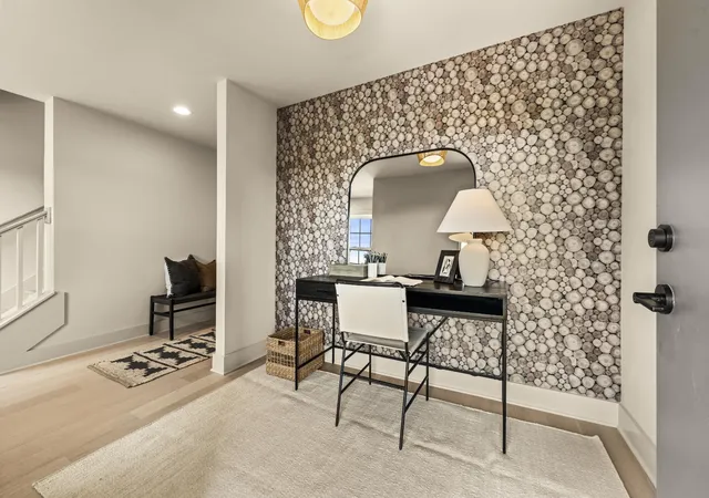 Photo 3 of Single family home for sale at 400 Hudson Way, Nashville, TN 37208 | MLS# 3508049 | Listing updated on 2026-09-15