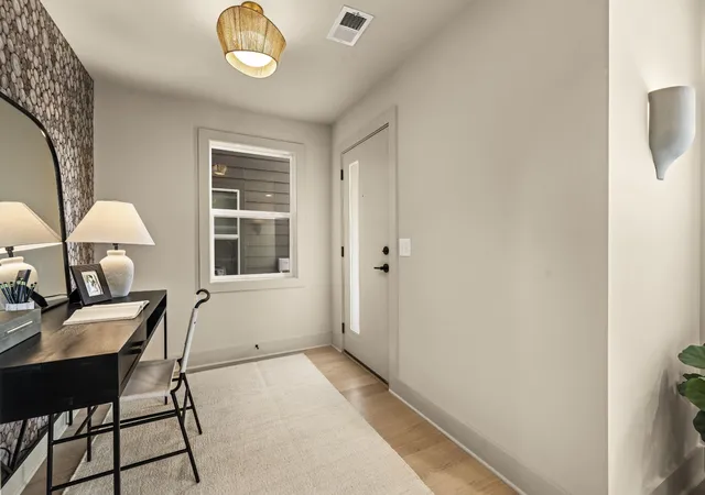Photo 3 of Single family home for sale at 400 Hudson Way, Nashville, TN 37208 | MLS# 3508049 | Listing updated on 2026-09-15