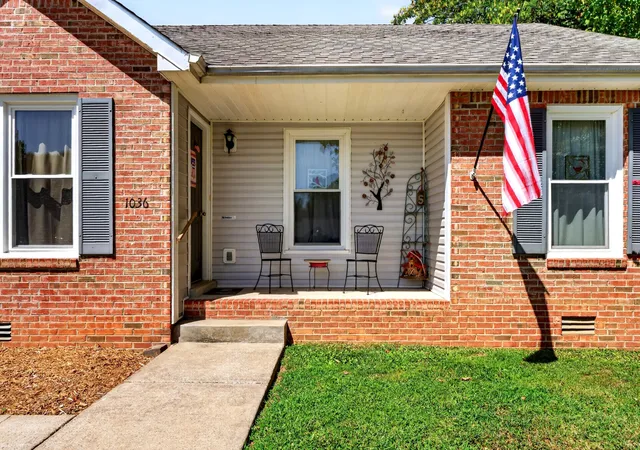 Photo 4 of Single family home for sale at 1036 Angela Dr, Clarksville, TN 37042 | MLS# 3513375 | Listing updated on 2026-09-14