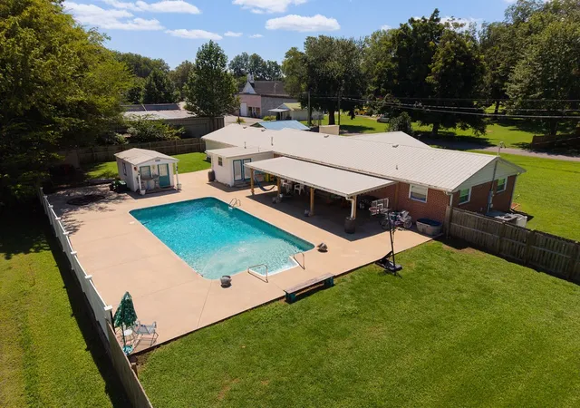 Photo 3 of Single family home for sale at 60 Lynn St, Morrison, TN 37357 | MLS# 3509990 | Listing updated on 2026-09-26