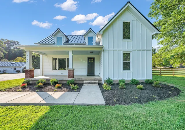 Photo 1 of Single family home for sale at 4306 Long Holw Pike, Goodlettsville, TN 37072 | MLS# 3513795 | Listing updated on 2026-09-15