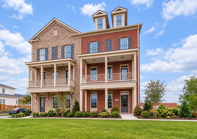 Photo 3 of Townhouse for sale at 1592 Townsend Boulevard, Franklin, TN 37064 | MLS# 3523704 | Listing updated on 2026-09-14