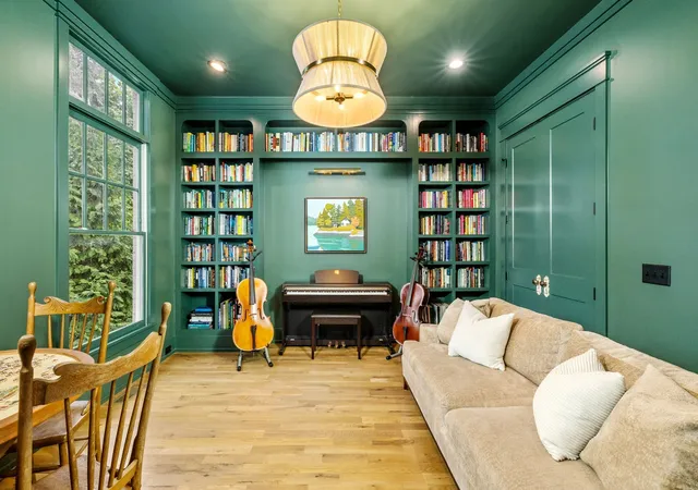 Photo 3 of Mansion for sale at 4000 Wallace Ln, Nashville, TN 37215 | MLS# 3510605 | Listing updated on 2026-09-12