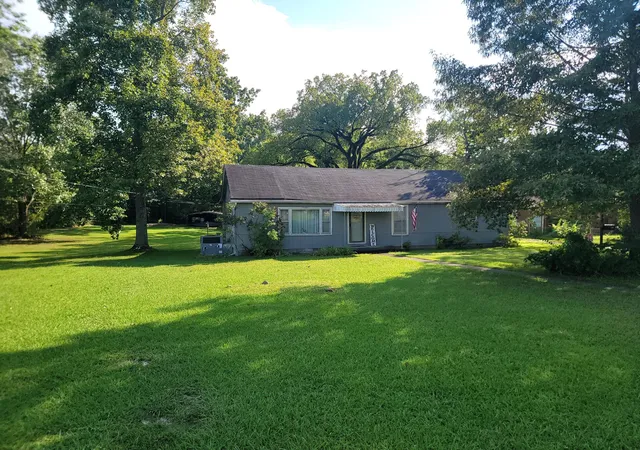 Photo 1 of Single family home for sale at 7306 Igou Gap Rd, Chattanooga, TN 37421 | MLS# 3510308 | Listing updated on 2026-09-11
