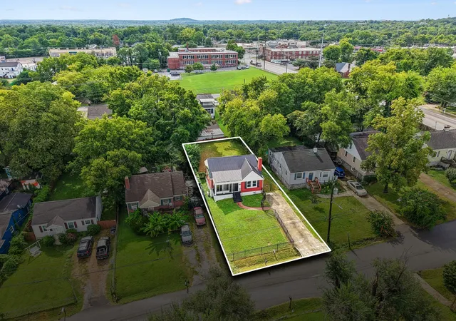 Photo 1 of Single family home for sale at 3706 Burrus St, Nashville, TN 37216 | MLS# 3513645 | Listing updated on 2026-10-02
