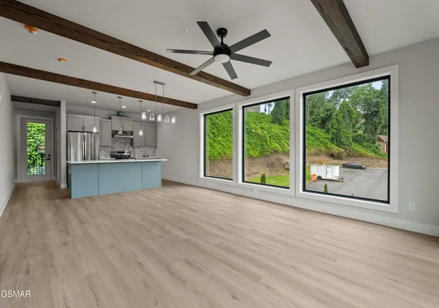 Photo 3 of Sale Pending at 215 Circle Dr #12, Gatlinburg, TN 37738 | MLS# 3510426 | Listing updated on 2026-09-11