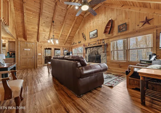 Photo 4 of Single family home for sale at 1141 Ski View Ln, Sevierville, TN 37876 | MLS# 3544594 | Listing updated on 2026-10-29