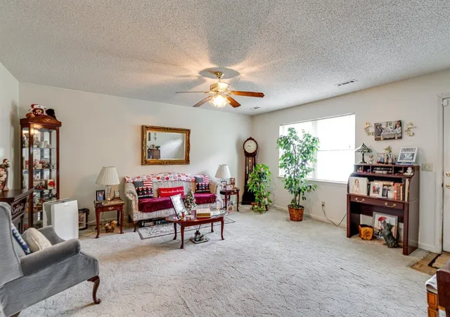 Photo 3 of Single family home for sale at 92 Sue Ln, Ringgold, GA 30736 | MLS# 3510579 | Listing updated on 2026-10-08
