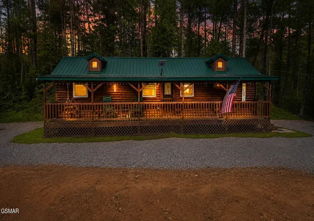 Photo 1 of Single family home for sale at 1768 Rich Mountain Way, Sevierville, TN 37876 | MLS# 3510599 | Listing updated on 2026-09-11