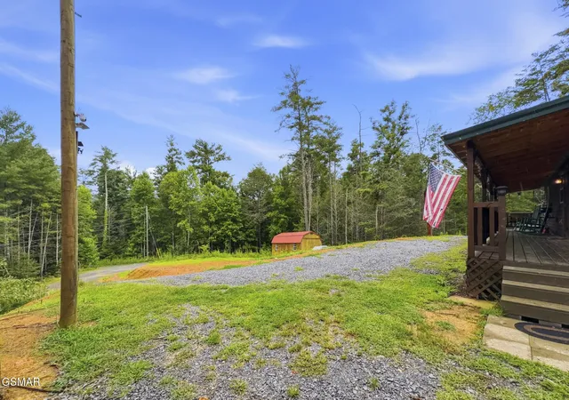 Photo 2 of Single family home for sale at 1768 Rich Mountain Way, Sevierville, TN 37876 | MLS# 3510599 | Listing updated on 2026-09-11