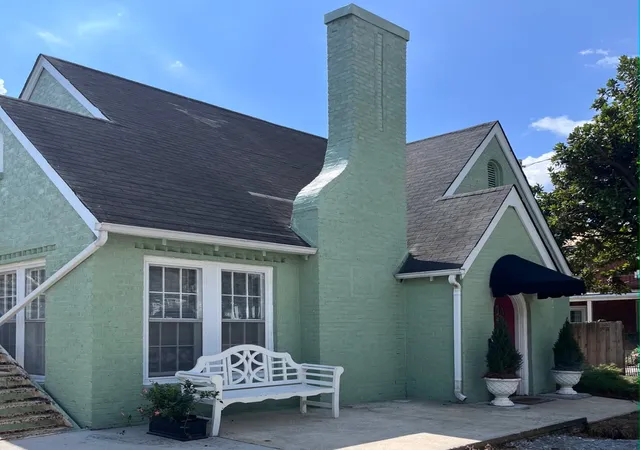 Photo 1 of Single family home for sale at 427 W Main St, Mc Minnville, TN 37110 | MLS# 3510822 | Listing updated on 2026-09-21